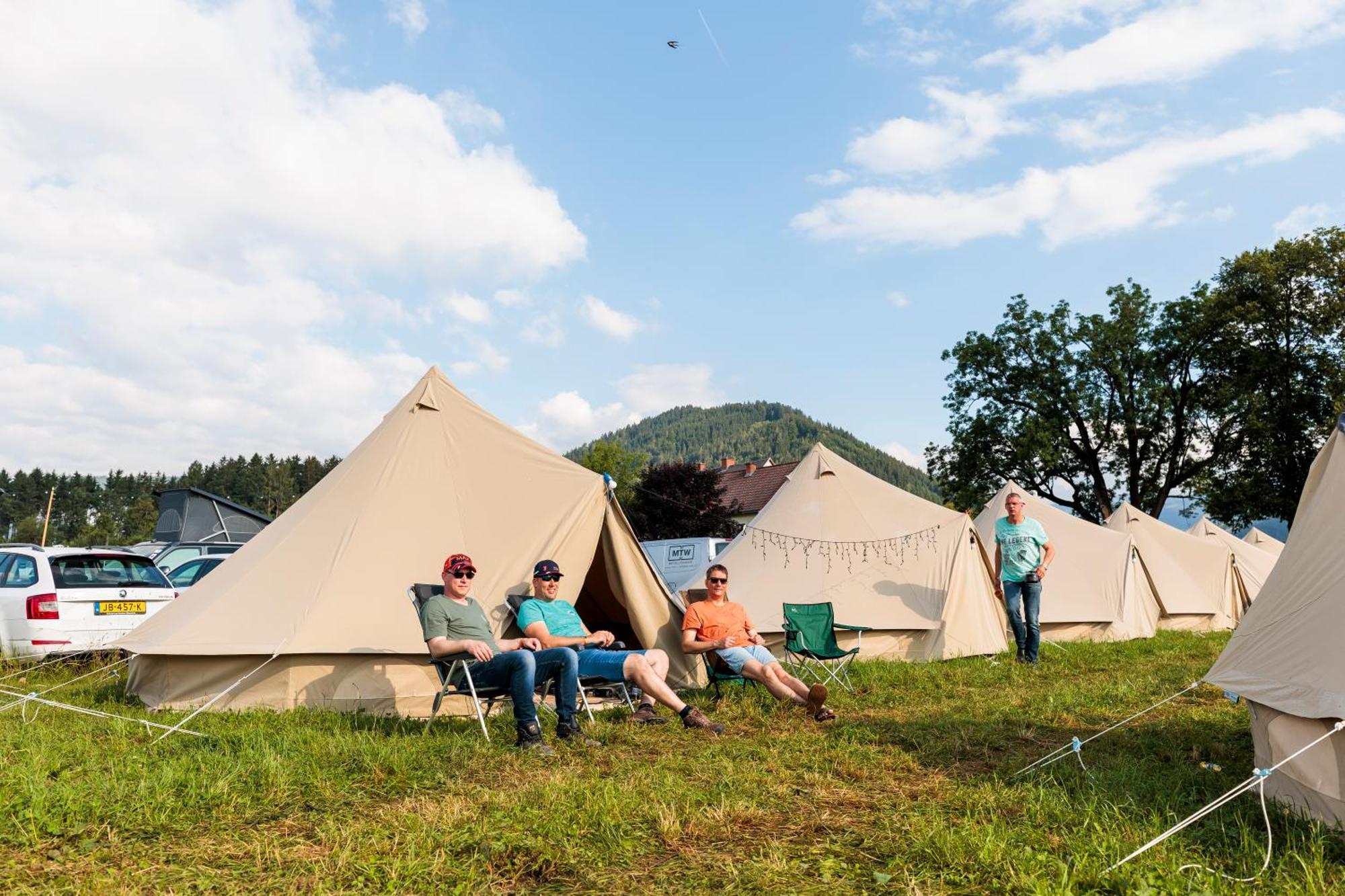 Отель Racingtours Racecamp - Spielberg Spielberg Bei Knittelfeld Номер фото